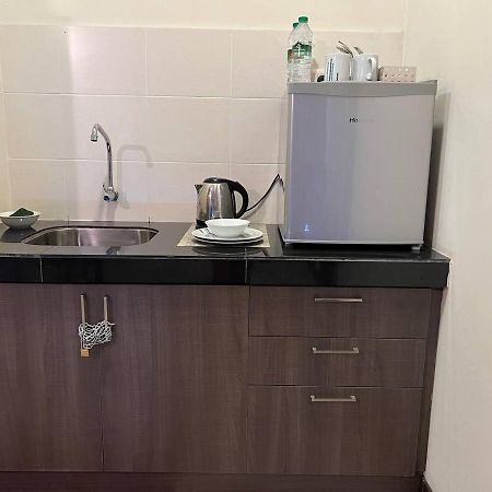Homestay Melaka B Lagoon Studio Apartment Free Waterpark Tickets Kampong Bukit Beruang Exterior photo